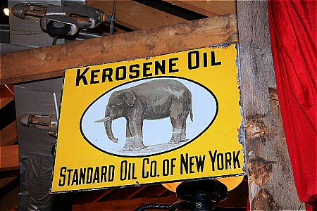 STANDARD OIL KEROSENE - click to enlarge